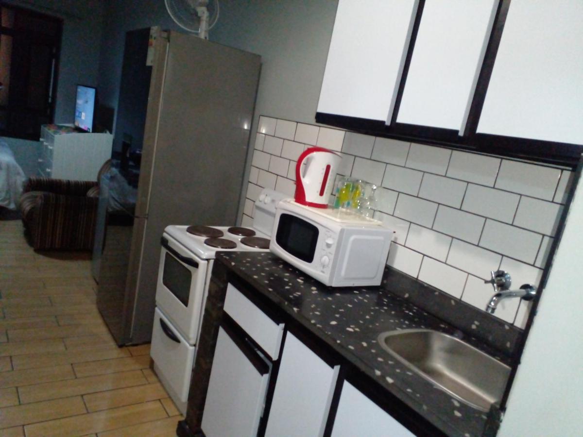 Heriot 1 Bedroom Apartment Cape Town Bagian luar foto